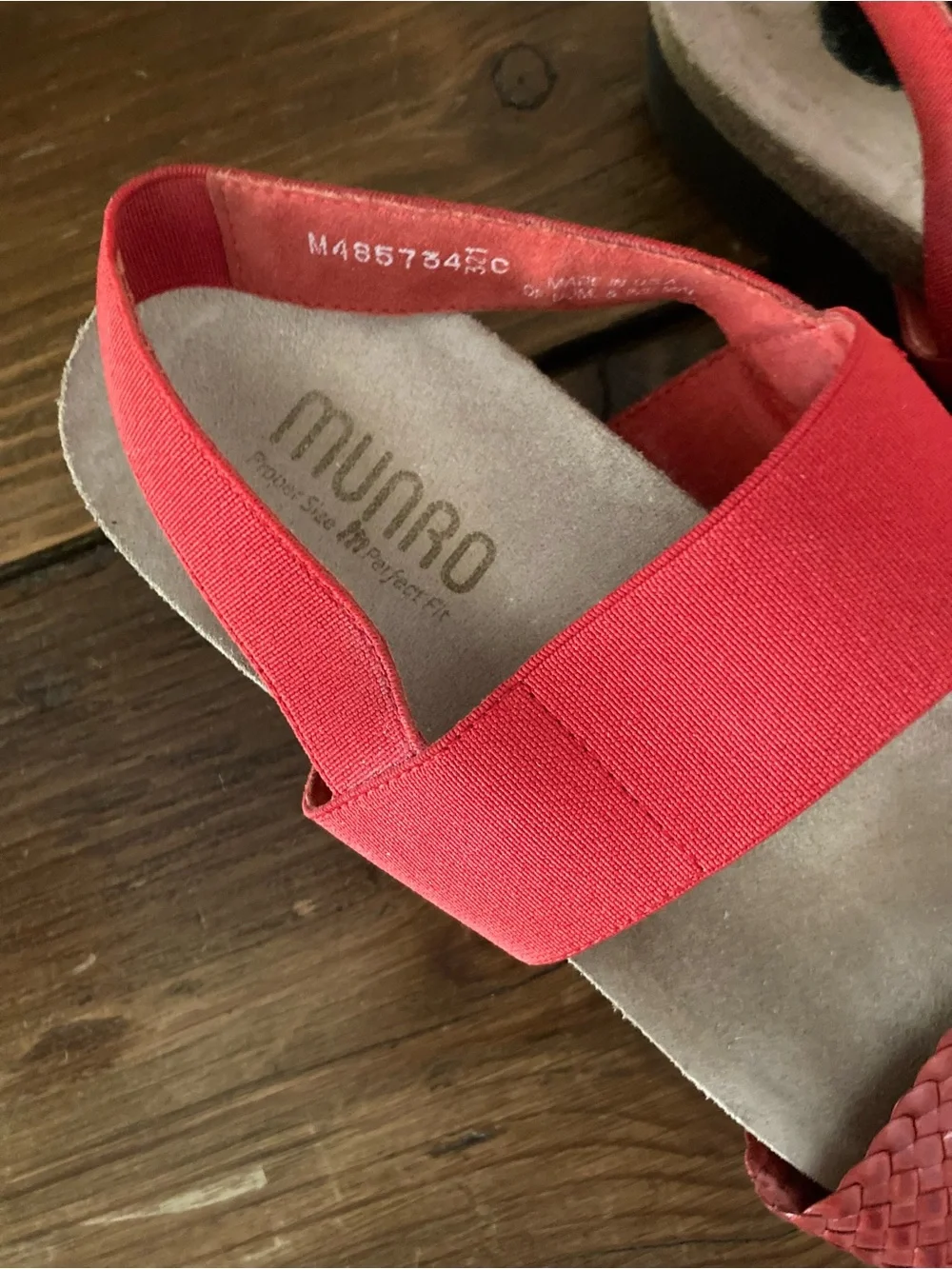 Munro Pisces Red Sandal